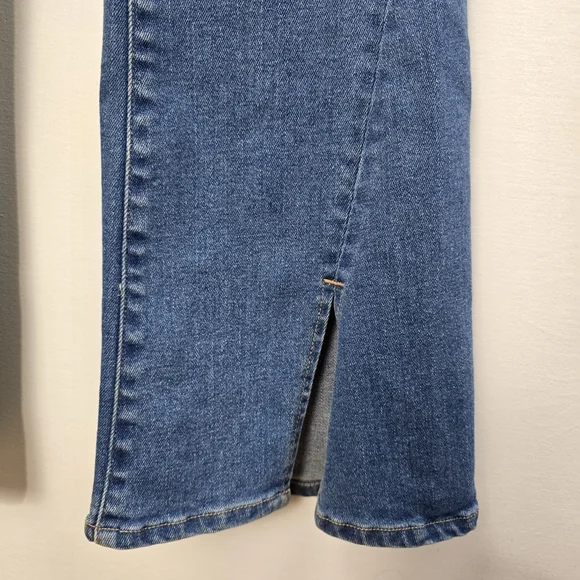 Good American Flare Twisted Split Hem Denim Jeans Size 6/28 - Picture 5 of 10